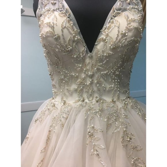 Sottero and Midgley Amélie Wedding Dress - Picture 3 of 7